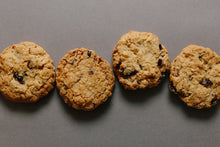 Load image into Gallery viewer, Cranberry and Oat Cookie

